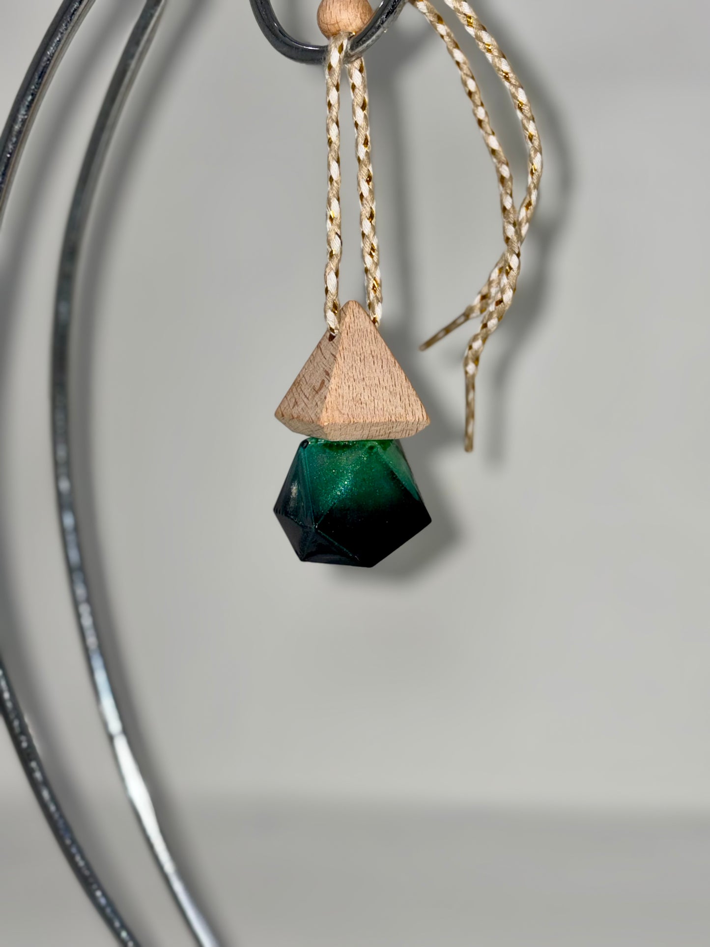 Emerald Aura Geometric Crystal Diffuser